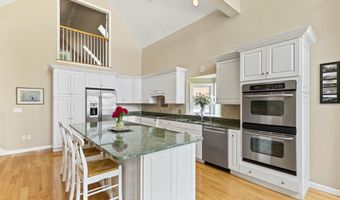 155 Bayside Dr, Belfast, ME 04915