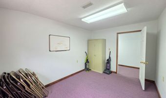 107 CR 70 E, Bloomfield, IN 47424