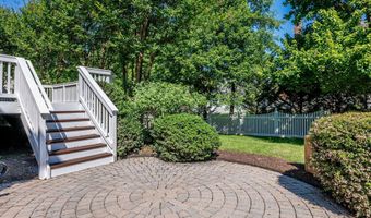 20262 KIAWAH ISLAND Dr, Ashburn, VA 20147