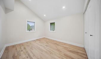 509 E Lincoln St, Arlington Heights, IL 60005