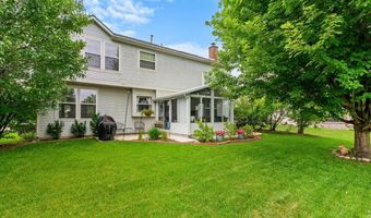 4020 Bunker Hill Dr, Algonquin, IL 60102