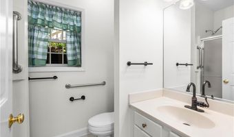 164 Fieldwood Dr, Advance, NC 27006