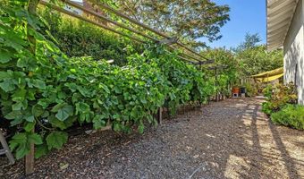 9865 Edgelake Dr, La Mesa, CA 91941