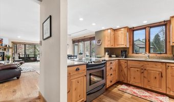 270 Bridge St 5, Bigfork, MT 59911