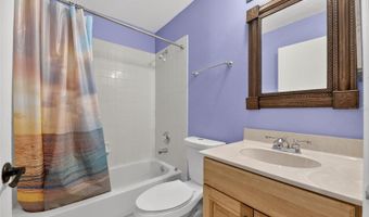 140 LOOKOUT Dr, Apollo Beach, FL 33572