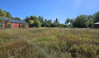 12891 Laura Ln, Aberdeen, SD 57401