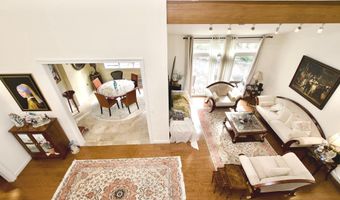 8312 UPPER SPRING Ln, Annandale, VA 22003