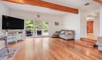 12 Thunder Dr, Alloway, NJ 07418