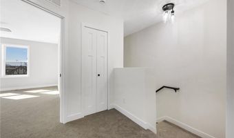 2604 Golden Valley Rd, Minneapolis, MN 55411