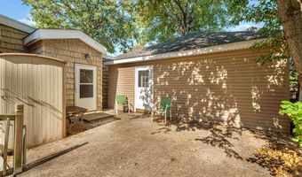 93 W 35TH St, Bayonne, NJ 07002