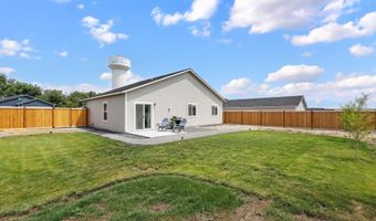 1295 Mary Ave, Benton City, WA 99320