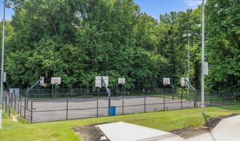 15605 EVERGLADE Ln A303, Bowie, MD 20716