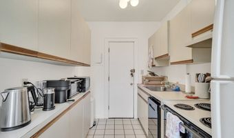 141 Englewood Ave 23, Boston, MA 02135
