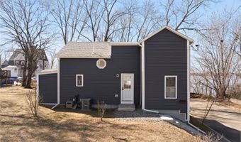 102 Lincoln Ave, East Providence, RI 02915