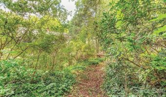 47 Bell Rd, Asheville, NC 28805