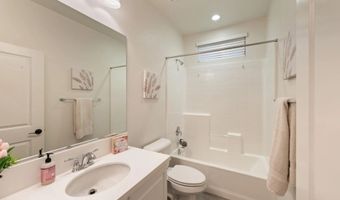 3035 Starry Night Dr, Escondido, CA 92029