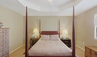 102 S Hackberry Dr, Alpine, TX 79830