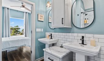 1372 ALLIGATOR Dr, Alligator Point, FL 32346