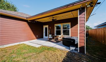 150 N 9th St, Aransas Pass, TX 78336