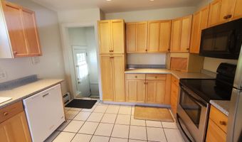 9 Wood St, Bangor, ME 04401