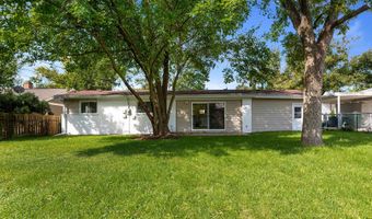 1329 N Wilke Rd, Arlington Heights, IL 60004