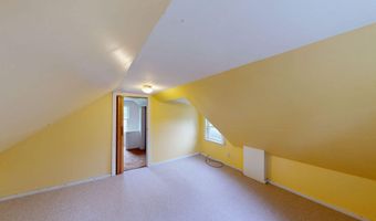 46 Crest Ave, Auburn, ME 04210