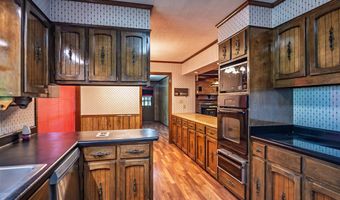 5042 Dummyline Rd, Batesville, MS 38606