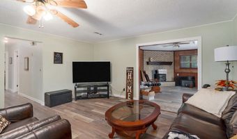 1315 E Church St, Aurora, MO 65605