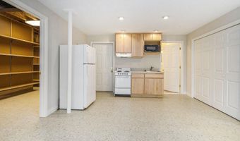 436 Pine Brae St, Ann Arbor, MI 48105