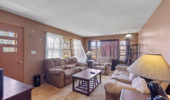 9332 Skyline Dr, Allenton, WI 53002
