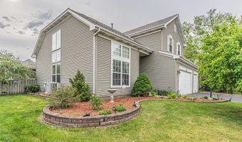 2324 Tracy Ln, Algonquin, IL 60102