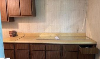 612 Liberty St, Alma, MI 48801