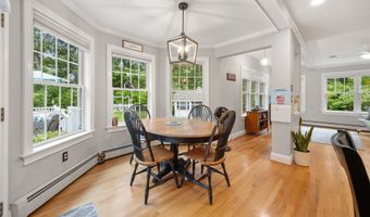 106 Stonecroft Ln, Coventry, CT 06238