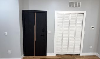 92 E 25TH St 2, Bayonne, NJ 07002