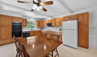 6 Helmsdale Ct, Ballwin, MO 63011