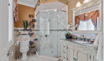 32 BENMORE Ter, Bayonne, NJ 07002