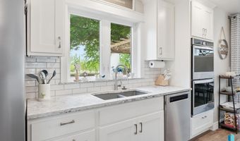425 Kringen Ave, Baltic, SD 57003