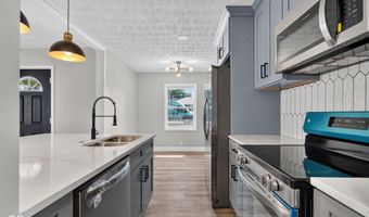 901 Alhambra, Anderson, IN 46012
