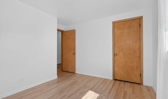 2206 N MCDONALD St, Appleton, WI 54911