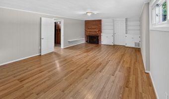 10228 HATHERLEIGH Dr, Bethesda, MD 20814