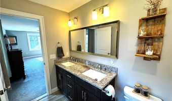 37 Iroquois Rd, Cumberland, RI 02864