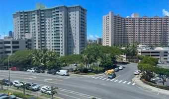 1121 Ala Napunani St 501, Honolulu, HI 96818