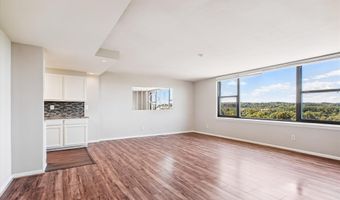 4600 DUKE St 930, Alexandria, VA 22304