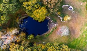 11 Pequot Ln, Hopkinton, RI 02804