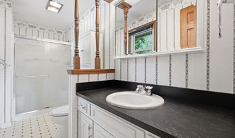 1829 Edward Ln, Anderson, IN 46012
