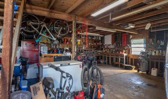 749 State Highway Hh, Alton, MO 65606