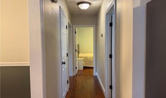 2 Beatrice Ln, Bristol, RI 02809