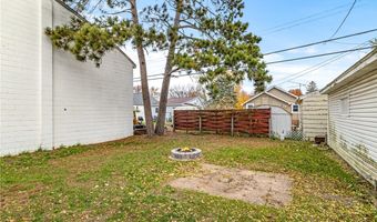 619 Fairfax St, Altoona, WI 54720