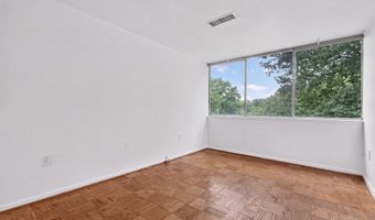 7753 PATRIOT Dr 54, Annandale, VA 22003