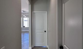 13575 S SILENT Rd, Arizona City, AZ 85123